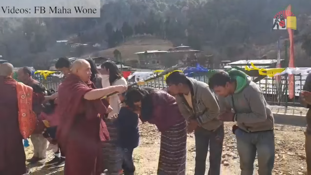 ศรัทธาชาวภูฏานต้อนรับครูบาชุ่ม ศรัทธาชาวภูฏานต้อนรับครูบาชุ่ม