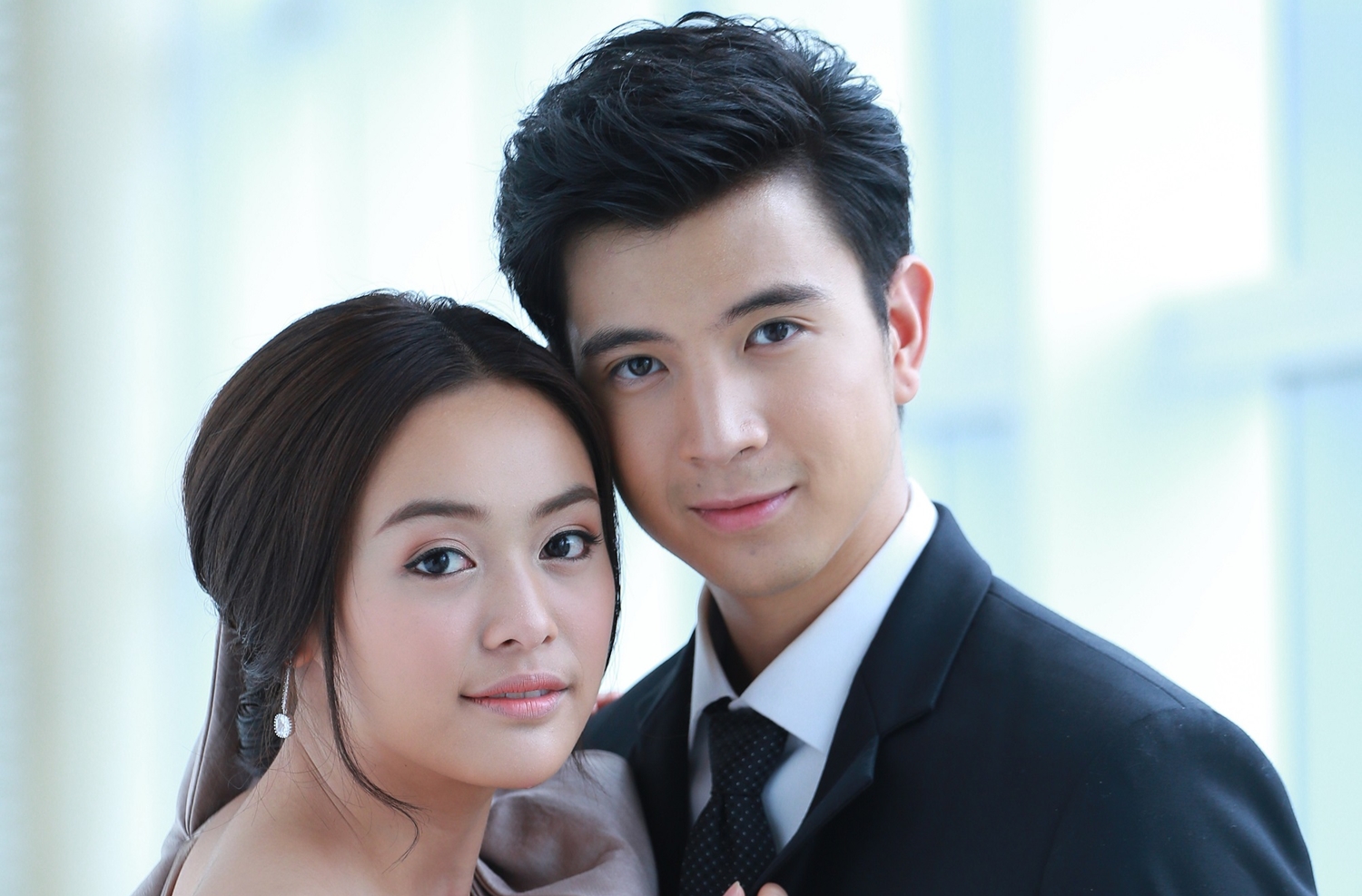 ซีรีส์ลูกผู้ชายเรื่อง เพชร (อวสาน 8 มี.ค.)