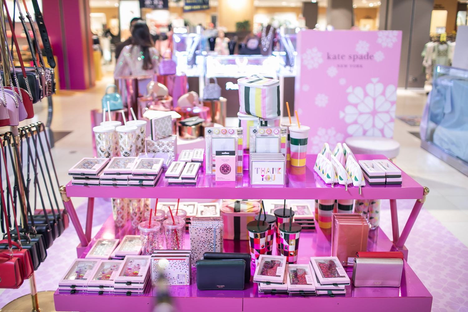 Kate Spade New York ส่งคอลเลกชั่น Holiday 2019 ต้อนรับเทศกาลแห่งความสุข